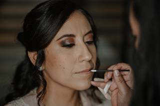 Jess Cisneros Hairstyle & Makeup - 14