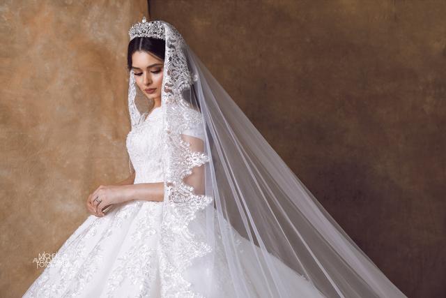 Grimaldi Coronas y Novias - 1