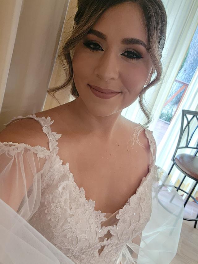 Ruth Aguilera Makeup Artist - 1