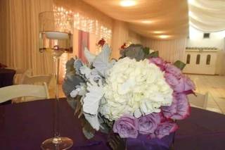 Anthony's Boutique Floral - 7