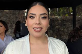 Viri Perdomo Makeup Artist - 22