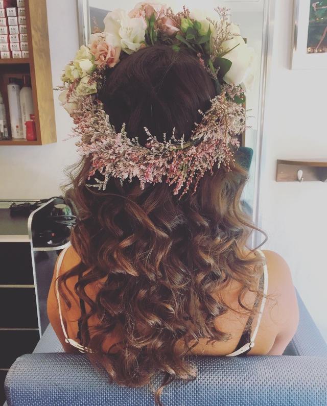 Mónica Manicure & Styling Salon - 2