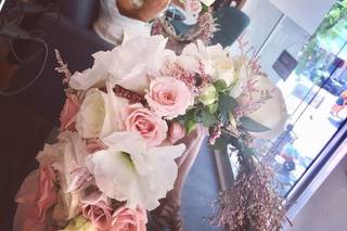 Mónica Manicure & Styling Salon - 6