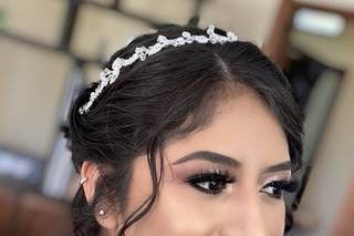 Andrea Flores - 11