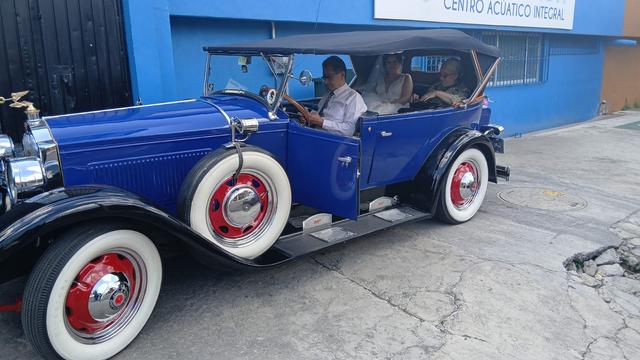 Rose Häuss Autos Antiguos - 3