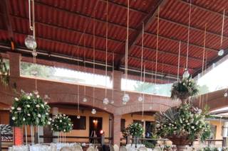 Lorena Aldana Wedding and Event Planner - 12