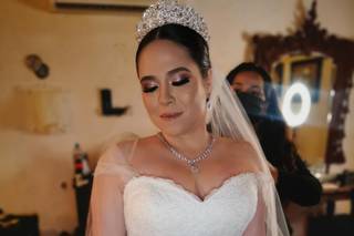 Luissy Alamilla Makeup Artist - 11