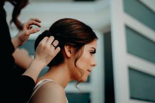 Yellow Make Up Studio - 12
