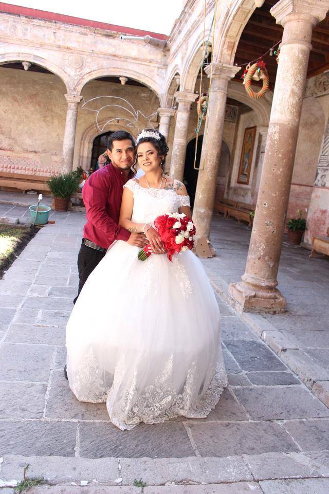 Vestidos de Novia Mora - 2