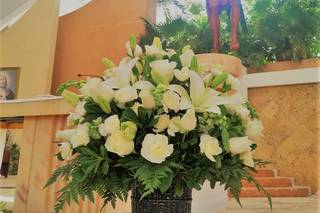 Lia Events & Wedding Design - 7