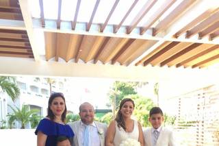 Celebración by Lorena Armengual - 7