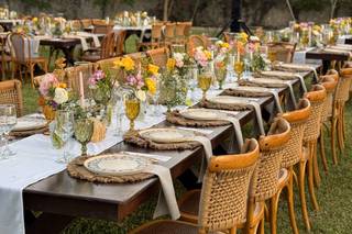 Buen Gusto & Co. Wedding & Event - 27