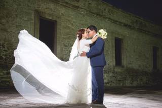 Leslie de la Torre - 17