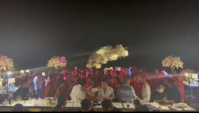 Clazzic Lighting & DJ - 3