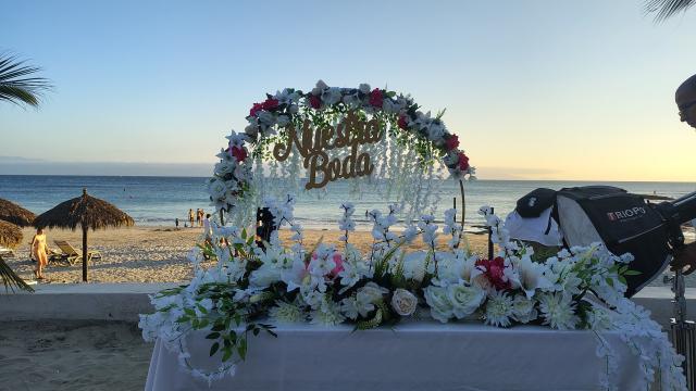 Grand Palladium Vallarta Resort & Spa - 1