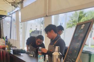 14 Onzas Barra Libre - 14