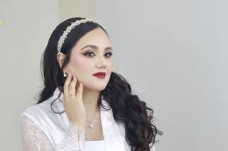 The House Of Makeup - 20
