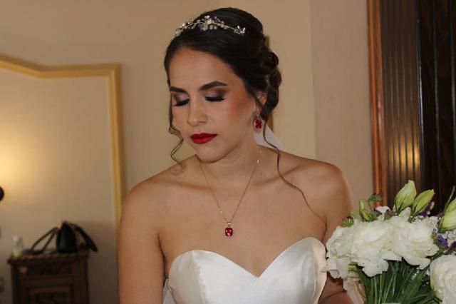 Lu Reséndiz Makeup Artist - 1