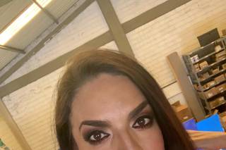 Galaz Makeup Studio - 9