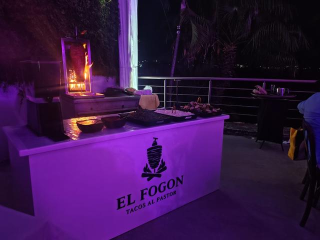 El Fogón - Tacos Al Pastor - 1