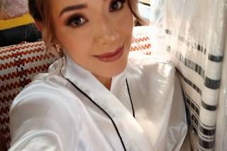Jess Cisneros Hairstyle & Makeup - 5