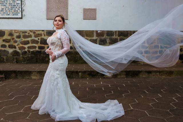 Vestida de Novia - 3