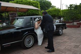 Novios Sobre Ruedas - 9