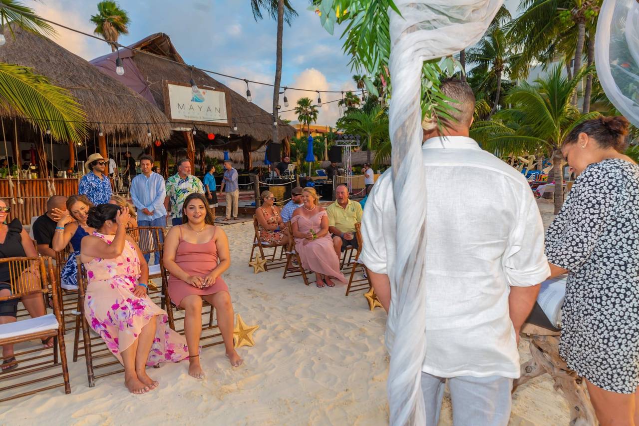 Mayan Beach Club - Opiniones - Desde $50 - 10% Descuento
