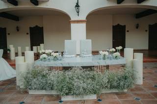 Sarai Flores Weddings - 13