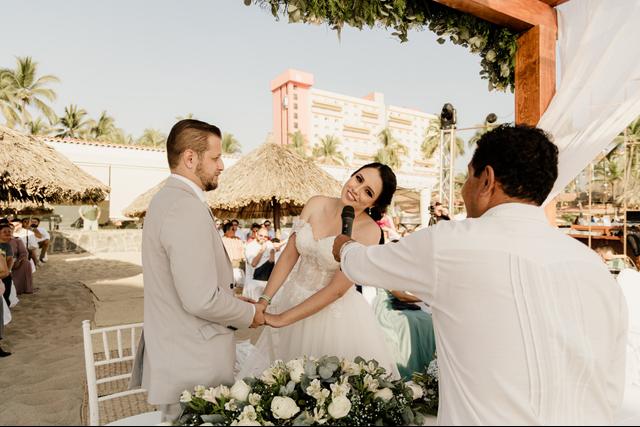Oficiante de bodas Gabriel Vásquez - 1