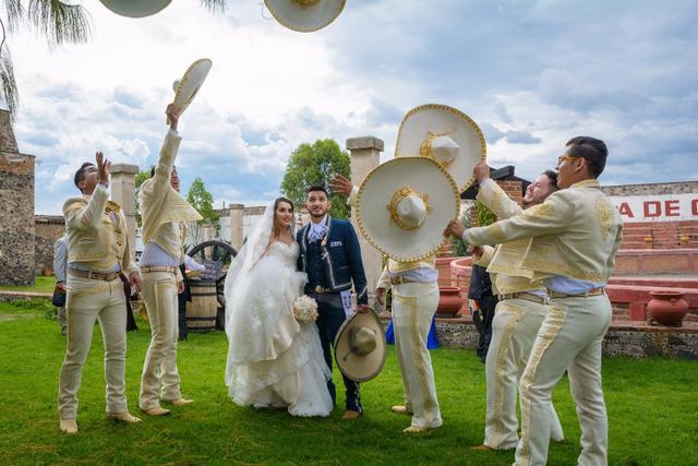 Farfalla Eventos & Wedding Planner - 3