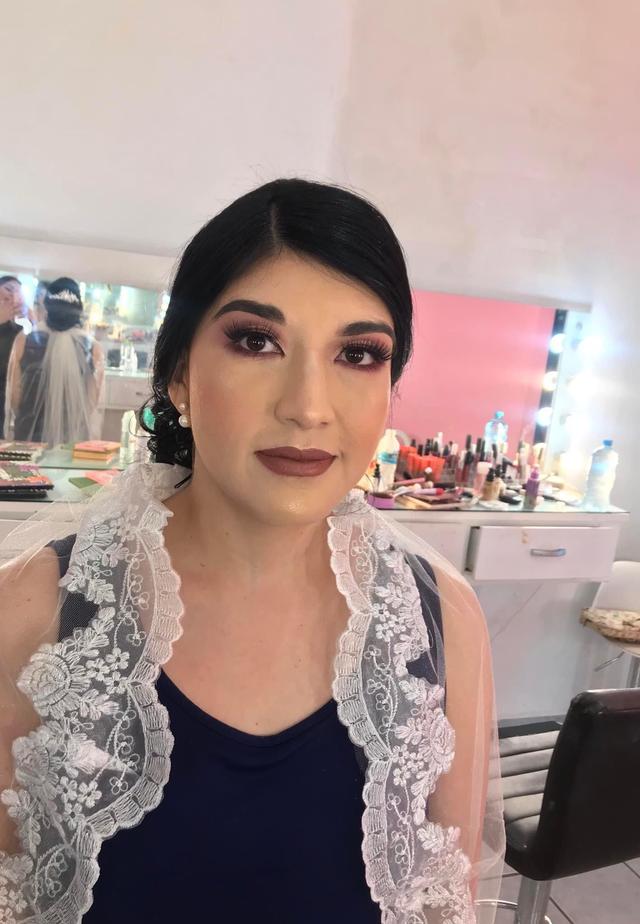 Melissa Bustos MakeUp - 2