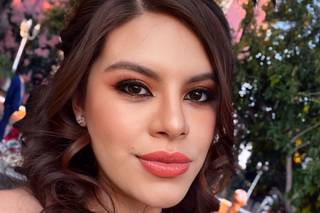 Zazu Makeup Studio - 1