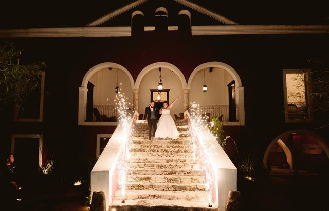 Weddings Moments MX - 4