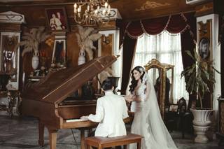 Roy Araiza Studio - 23