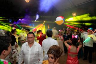 D'Vinalay DJ - 11