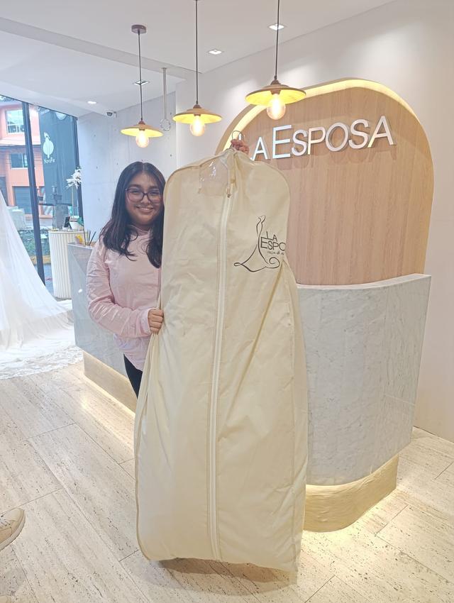 La Esposa - 2