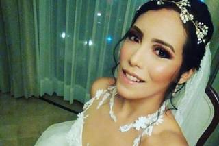 Aline Alonso Make Up & Hair Studio - 15