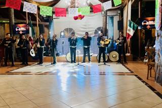 Mariachi Sol Tapatío - 1