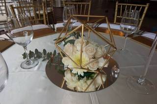 Anthony's Boutique Floral - 11