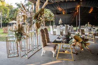 Luxury and Blush Events - 20