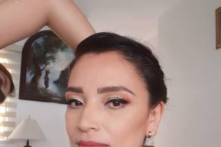 Ale Ledesma Makeup - 1