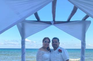 Karisse Weddings & Travel - 5