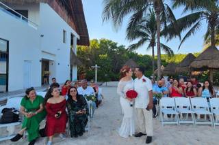 Karisse Weddings & Travel - 7