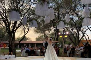 Eventos & Decoraciones Rojas - 17