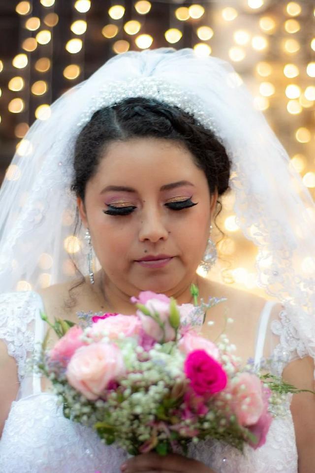 Adrianna Chávez Makeup Artist - 2