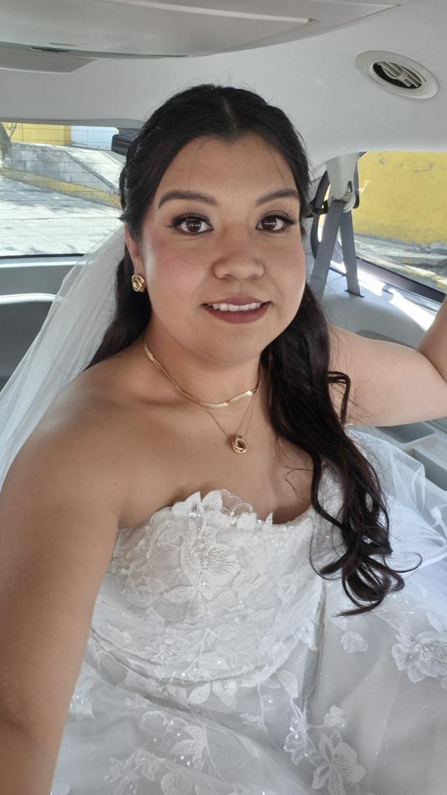 Gaby Lomas - 2