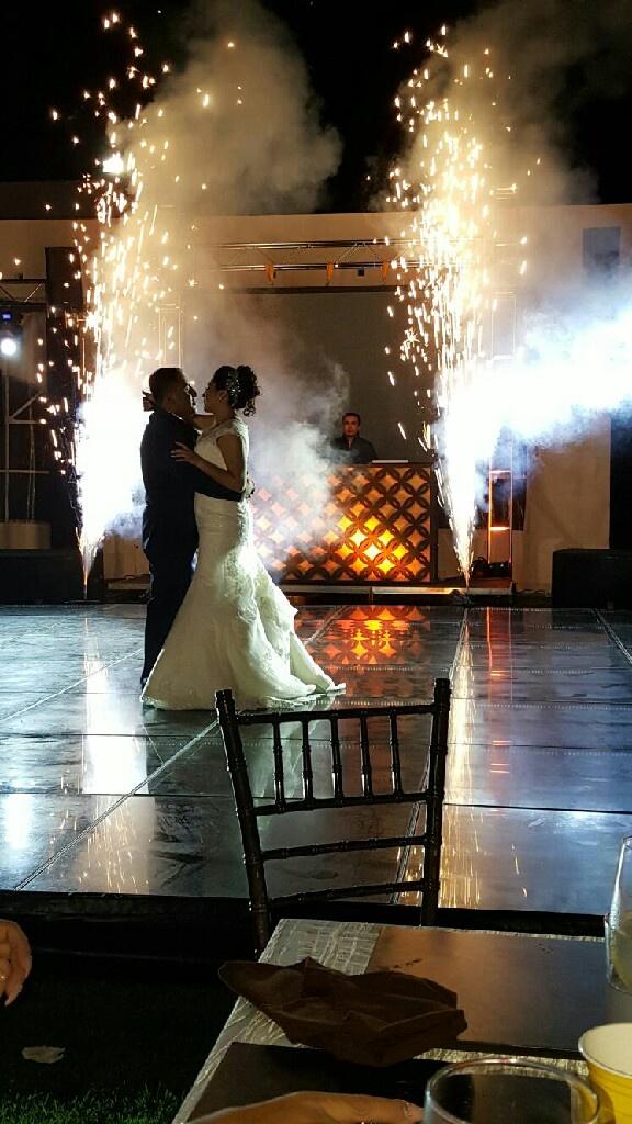 Stereo Eventos & DJs - 2