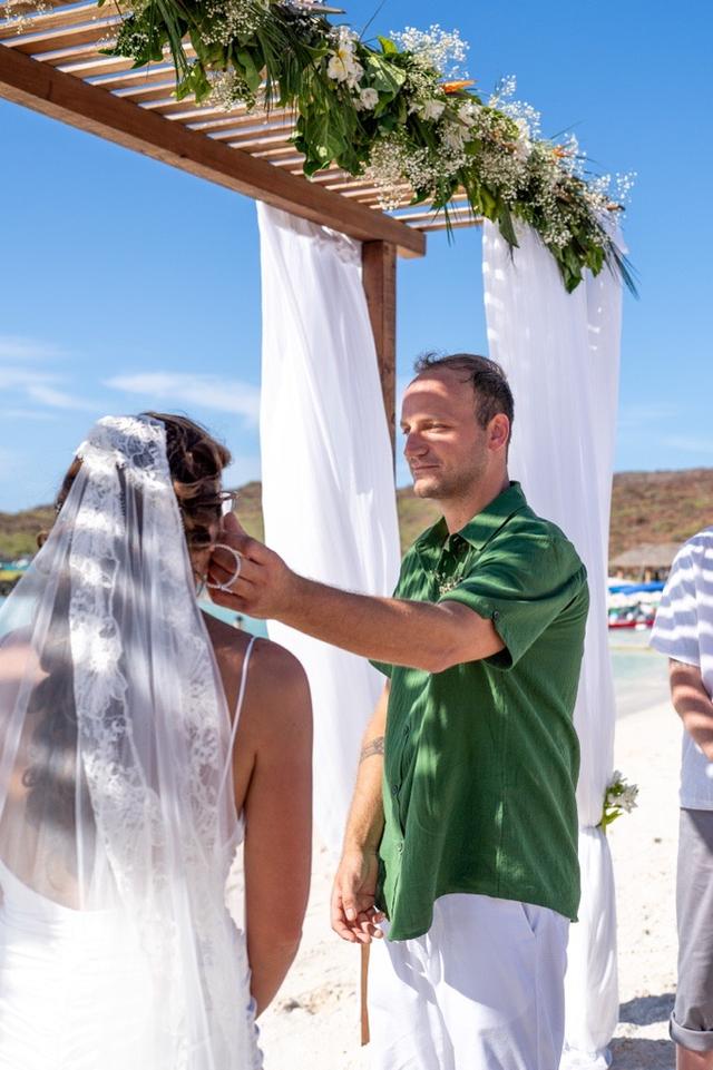 César Castro Photo - 2