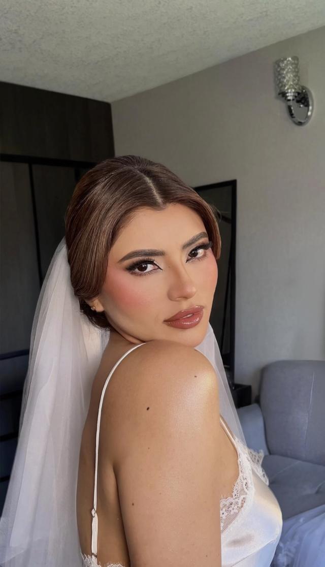 Karla Eligio Makeup - 2